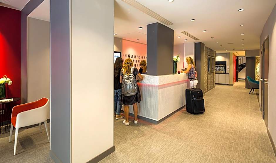 Hotel Paris Vaugirard