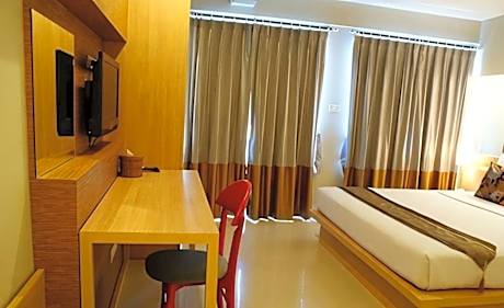 Deluxe Double Room (Accessible by stairs)