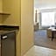 Holiday Inn Express Hotel & Suites Minneapolis - Minnetonka By IHG