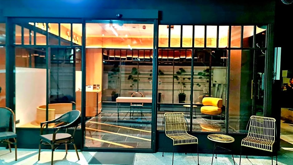 The SACHA Apart-Hotel Thonglor