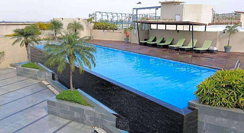 Courtyard by Marriott Bhopal