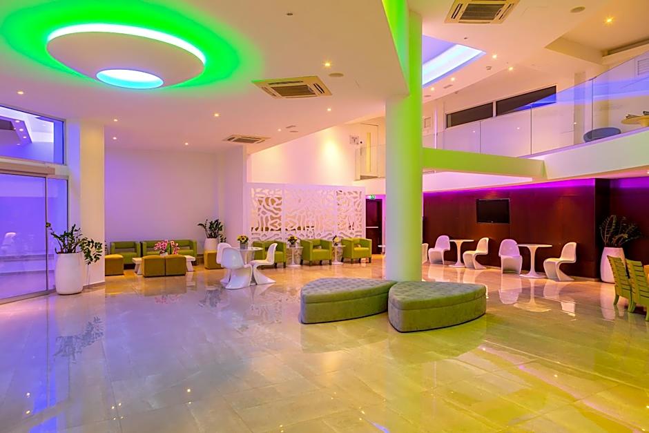 Limanaki Beach Hotel