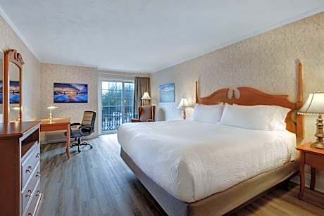 King Room - Upper Floor - Non-Smoking