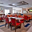 Holiday Inn Express Hotel & Suites Cincinnati - Mason