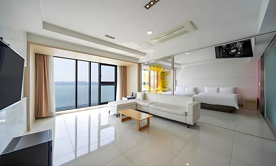 Wolmido Premiers Hotel