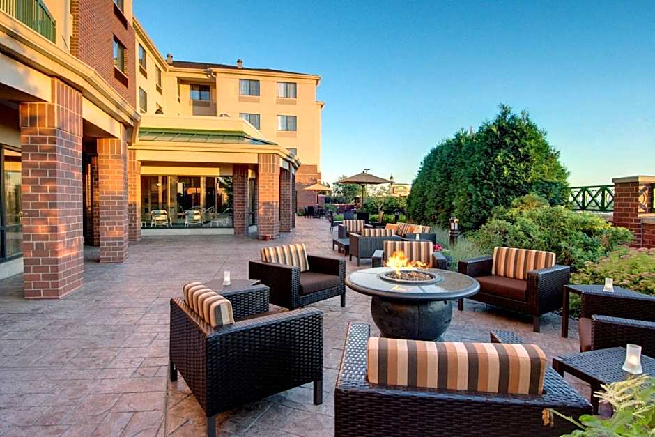 Courtyard by Marriott Madison East