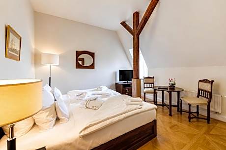Small Double Room
