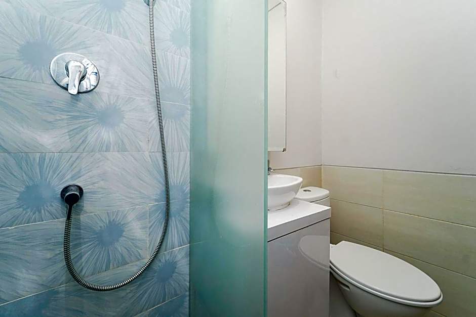 RedLiving Apartemen Transpark Juanda - Frams Properti Tower Jade with Netflix