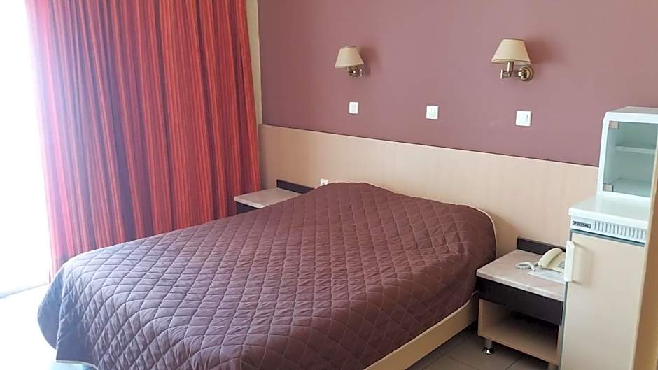 Paritsa Hotel