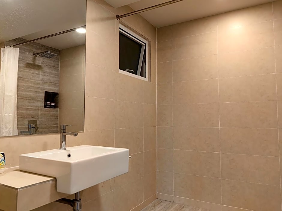 Windmill Upon Hills, Genting Highlands by Rverse Suite