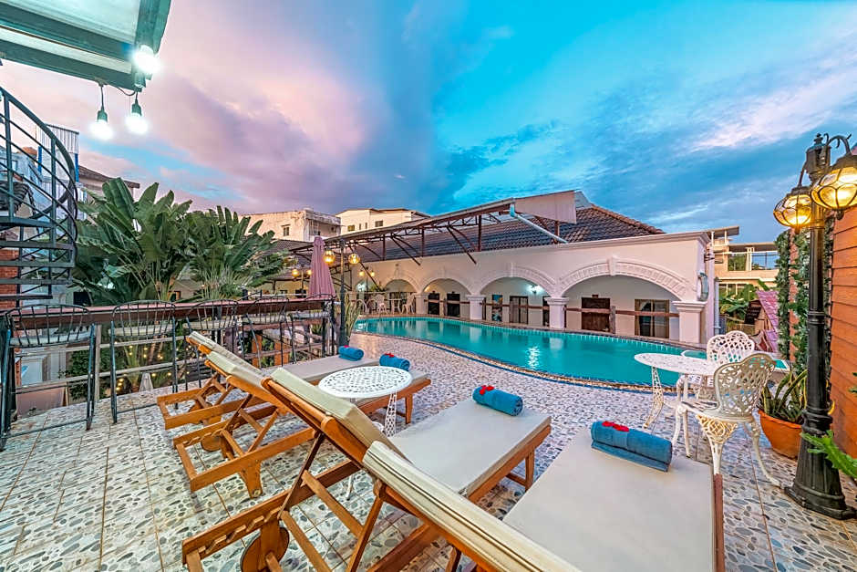 Mali Namphu Hotel