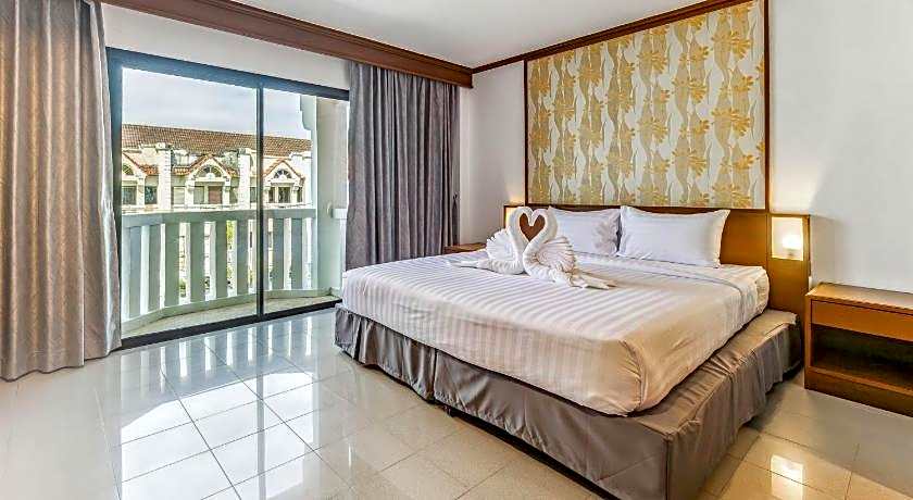 Rattana Karon Beach Hotel