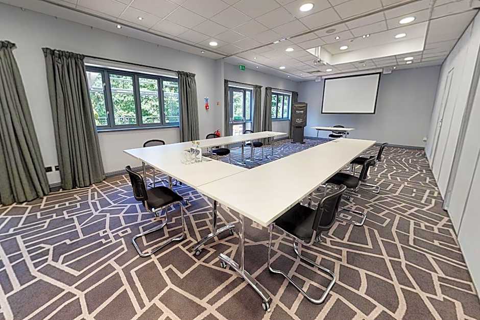 Village Hotel Manchester Bury