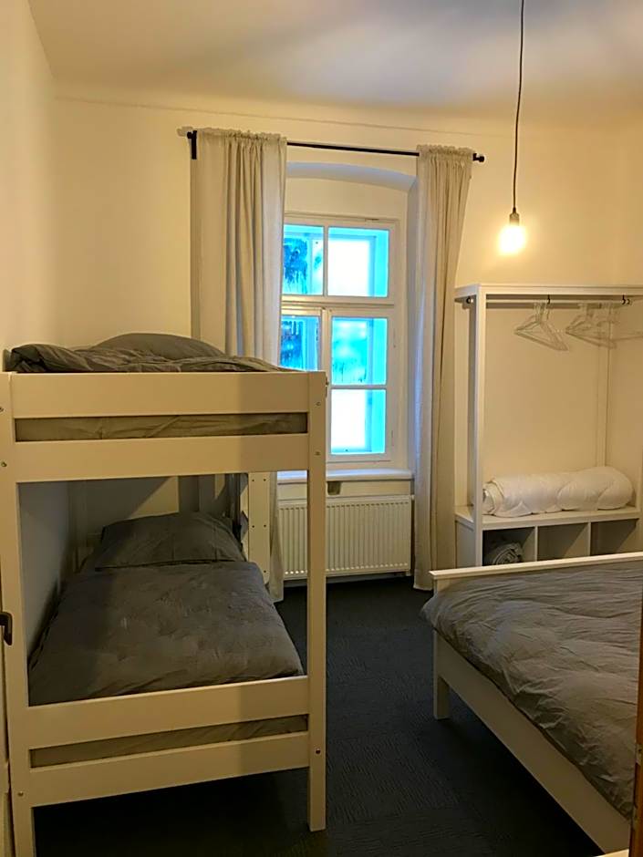 Stará Škola Hedeč