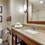 Comfort Inn & Suites Pittsburgh