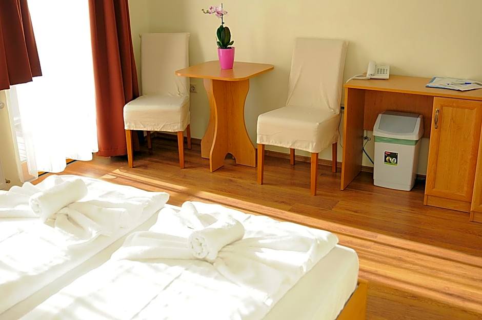 Hotel Halászkert Badacsony