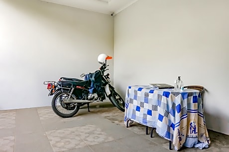 OYO 90220 Pendowo Limo