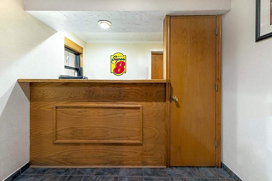 Super 8 by Wyndham Enid