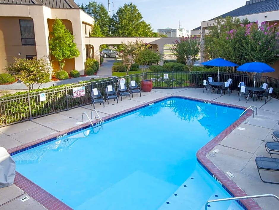 Red Lion Inn & Suites Hattiesburg