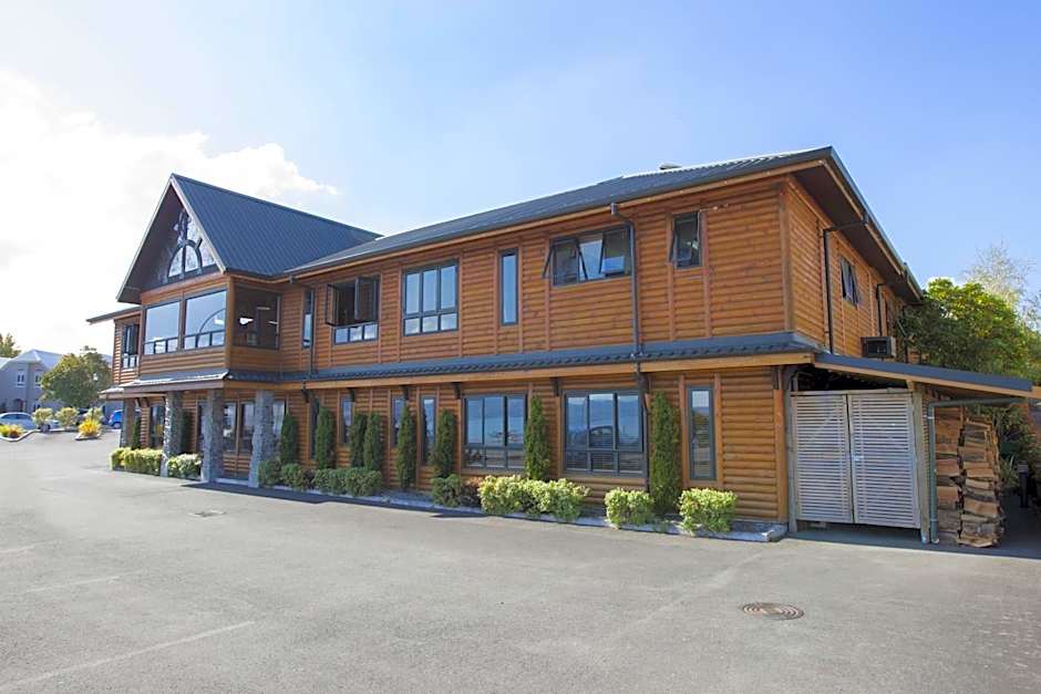 Lakefront Lodge Taupo
