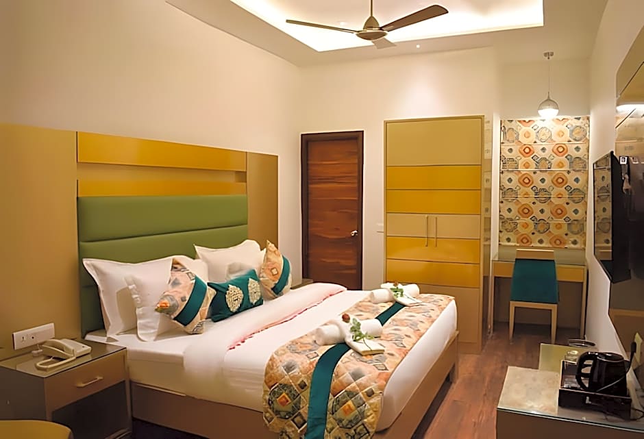 One Earth GG Regency (80 Steps to Golden Temple)