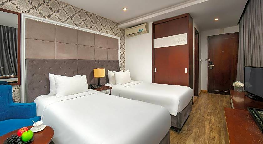 Hanoi Backpackers Hostels Rooftop Bar