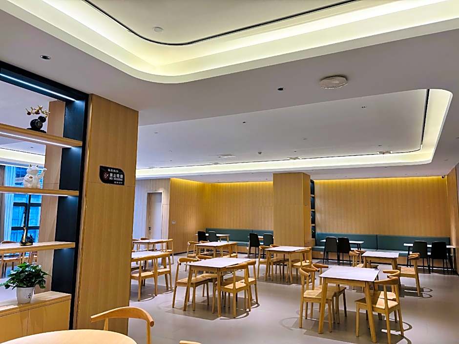 Lavande Hotel Yichang Railway East Station Branch