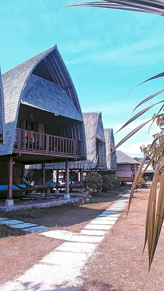 Suka Beach Bungalow