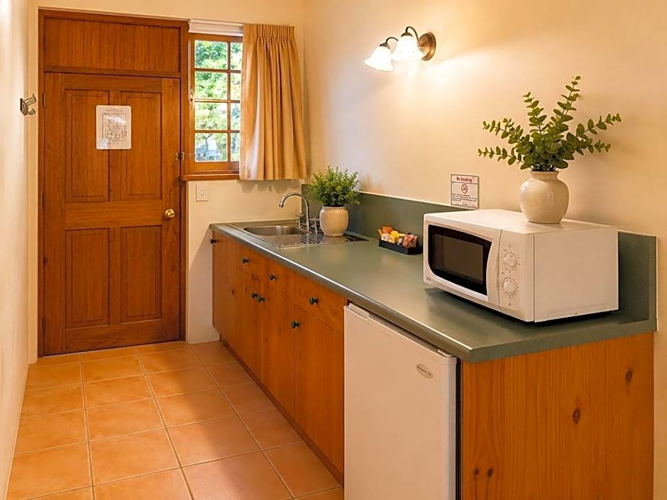 Coonawarra Place Motor Inn