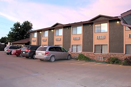 Westbridge Inn and Suites