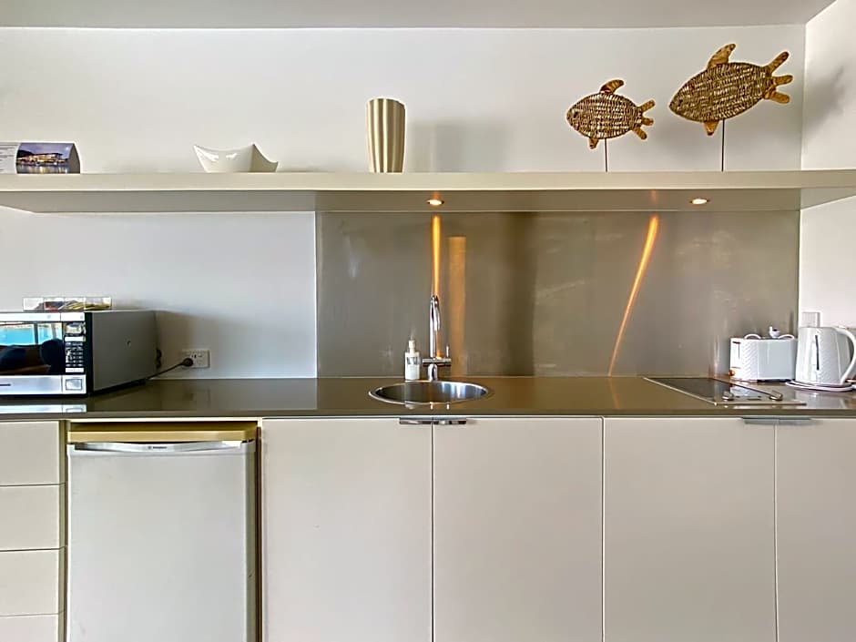 Blue on Blue Apartment 1361