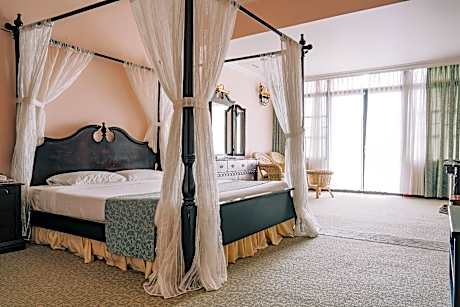 Deluxe Golf View Double