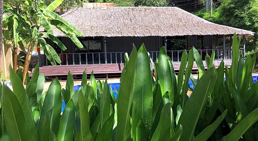 Phi Phi Sea and Hill