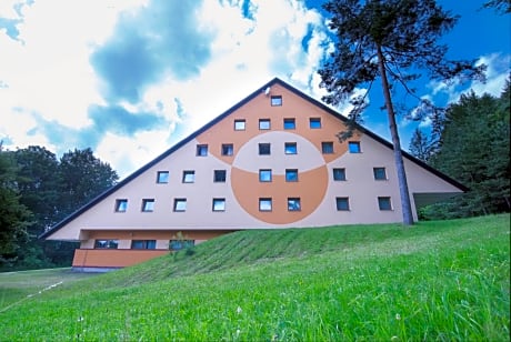 HOTEL SVRATKA