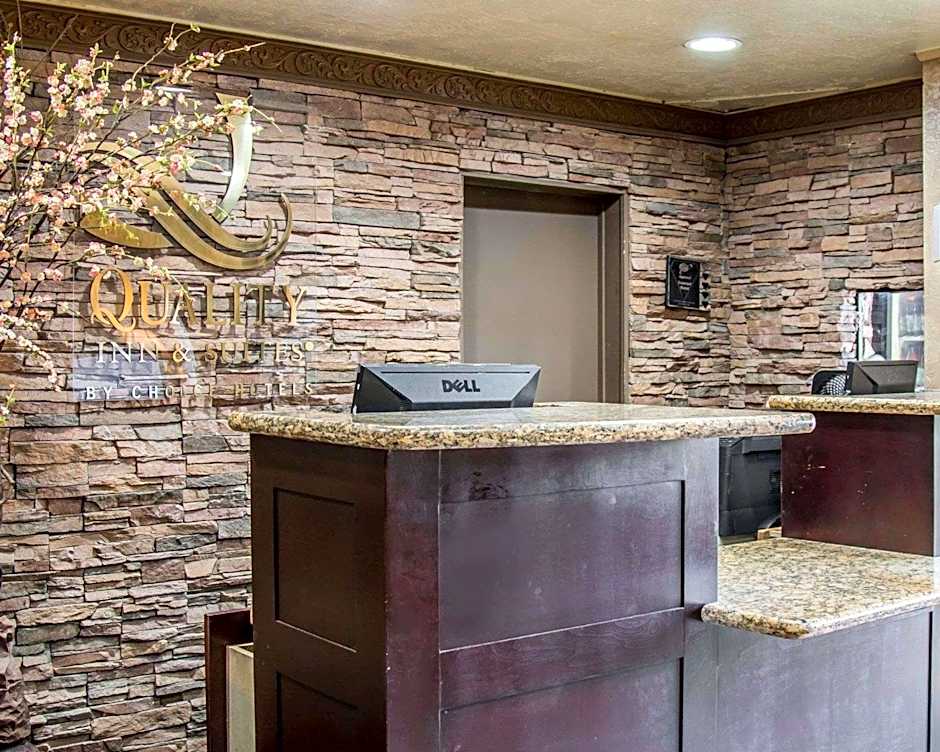 Baja Inn Suites