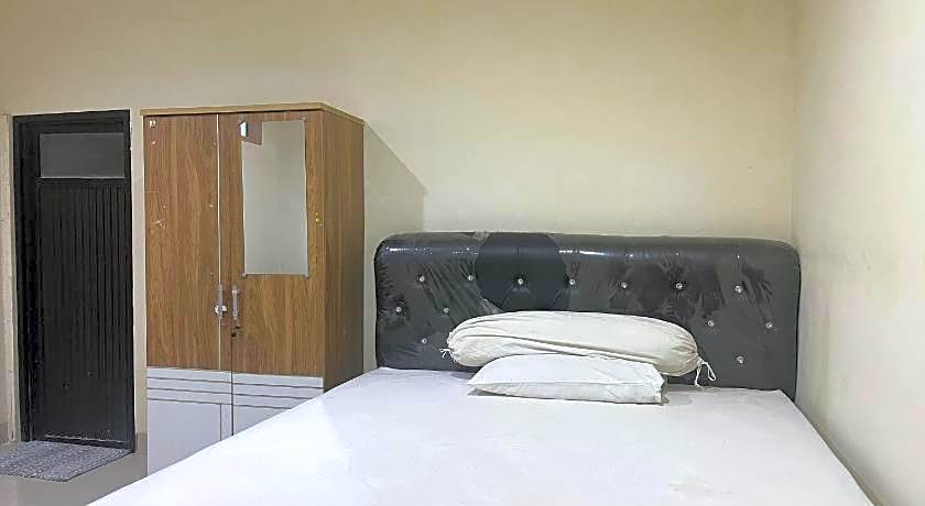 Hotel O Kost Reski 2 Near Tugu Perbatasan Takalar - Gowa