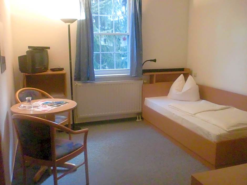 Hotel & Restaurant "Zum Firstenstein"