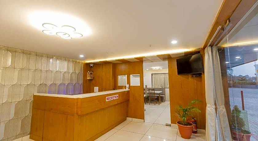 Hotel The Grand Dipak