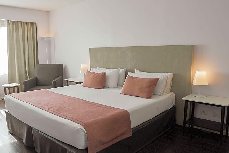 Dazzler by Wyndham Buenos Aires Recoleta