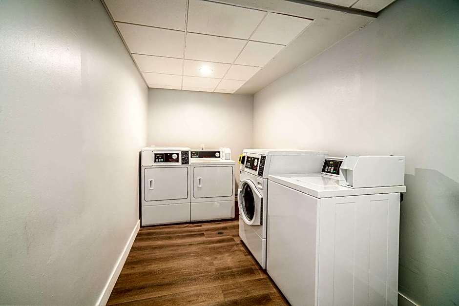 MainStay Suites Moreno Valley Near March Air Reserve Base