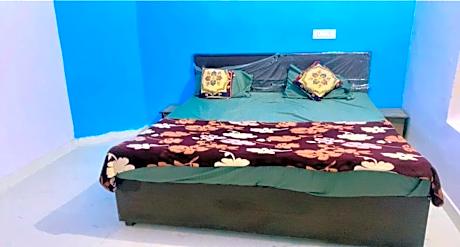 Hotel O Shubham Palace