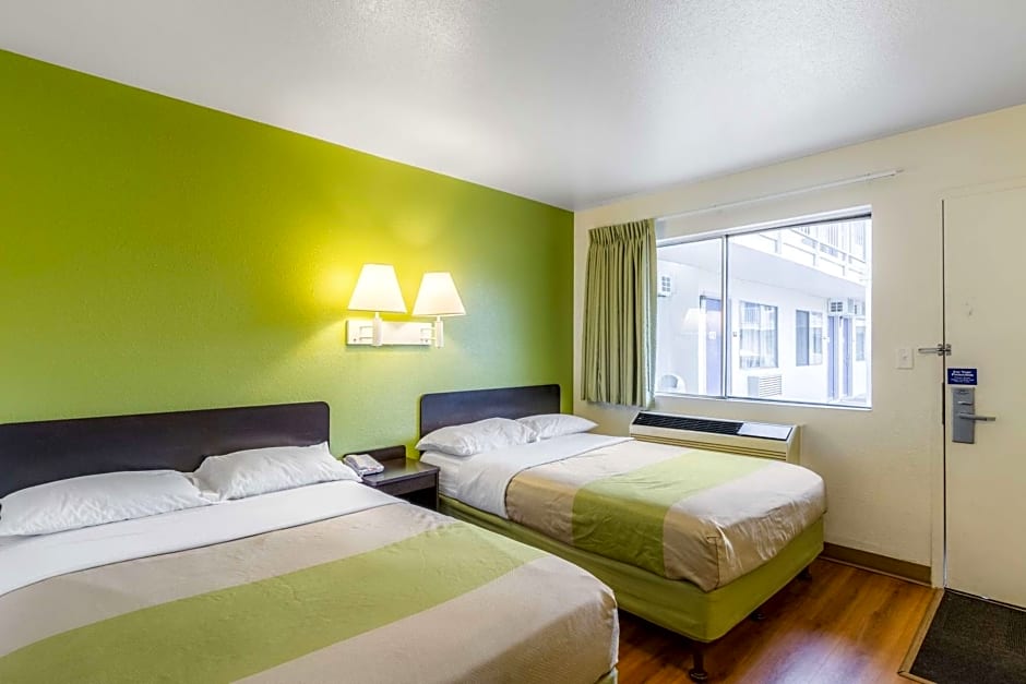 Motel 6-Green Bay, WI