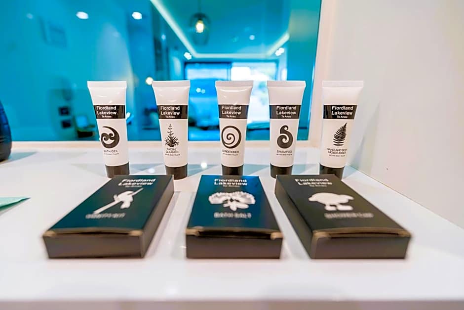 Fiordland Lakeview Motel and Apartments