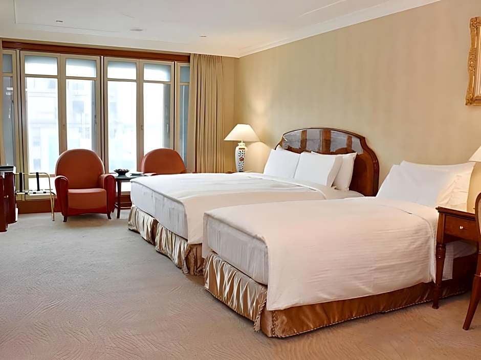 Evergreen Laurel Hotel