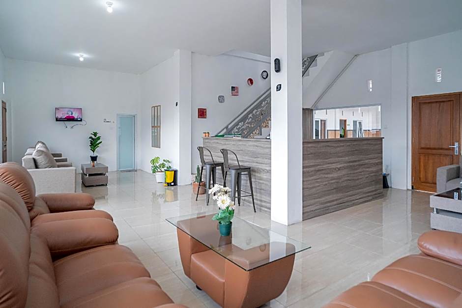 Urbanview Hotel Sky Batu Malang by RedDoorz