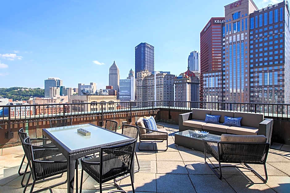 Renaissance by Marriott Pittsburgh Hotel