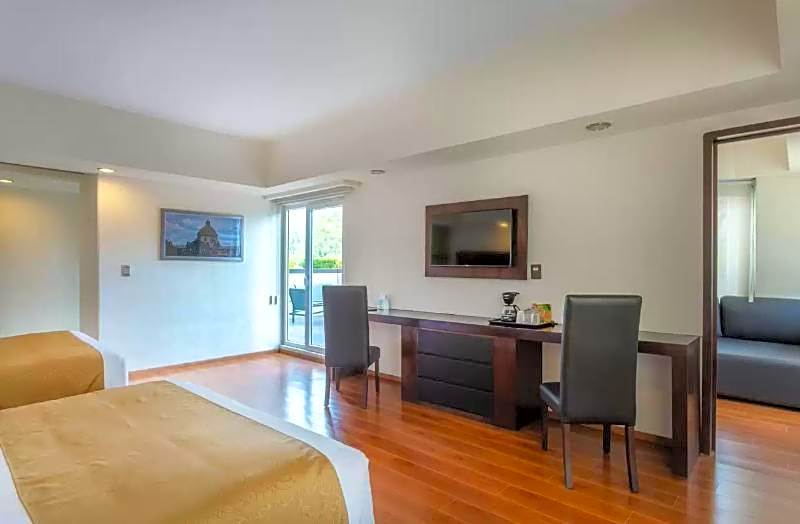 Comfort Inn Puebla Centro Histórico
