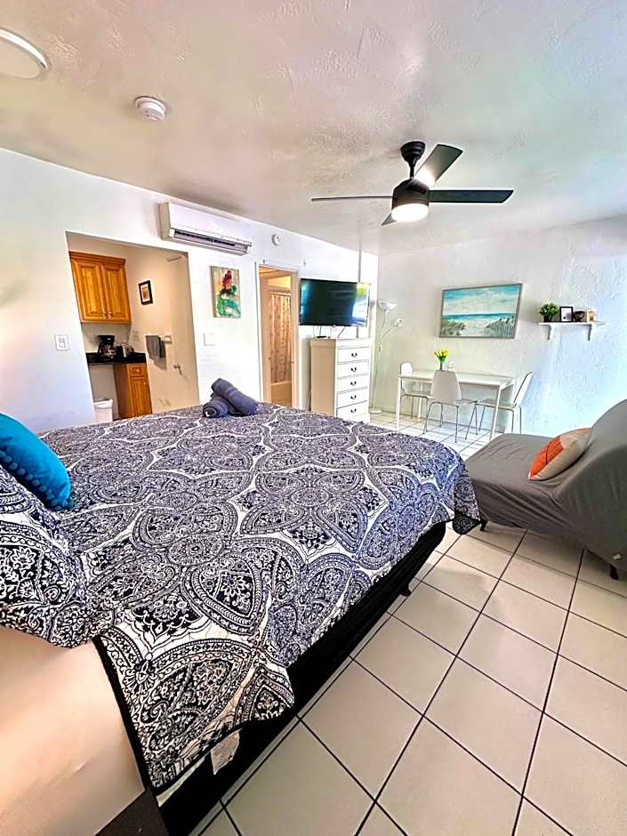 Southwinds Inn by The Gold Nests