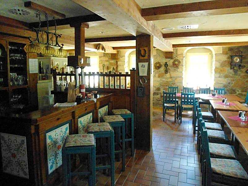 Gasthof und Landhotel Zur Ausspanne