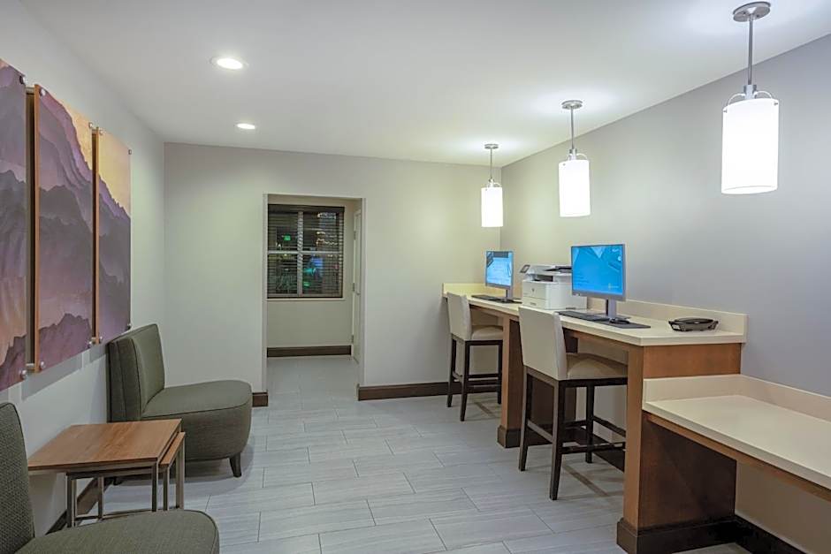Staybridge Suites By Holiday Inn Gilbert - East Mesa By IHG